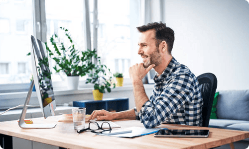 Fleek Vertex custom eCommerce development hero banner showcasing scalable online store design and Shopify expertise